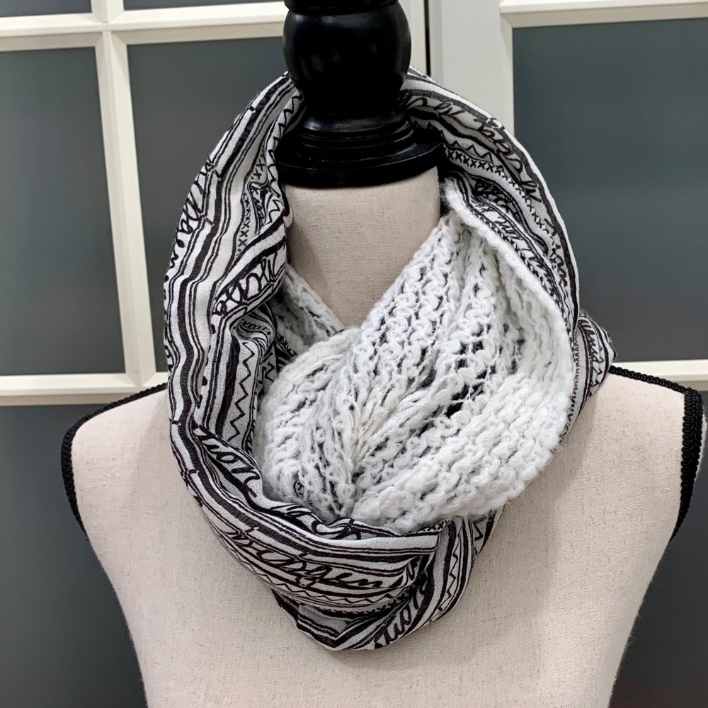 BCBGeneration reversible infinity scarf